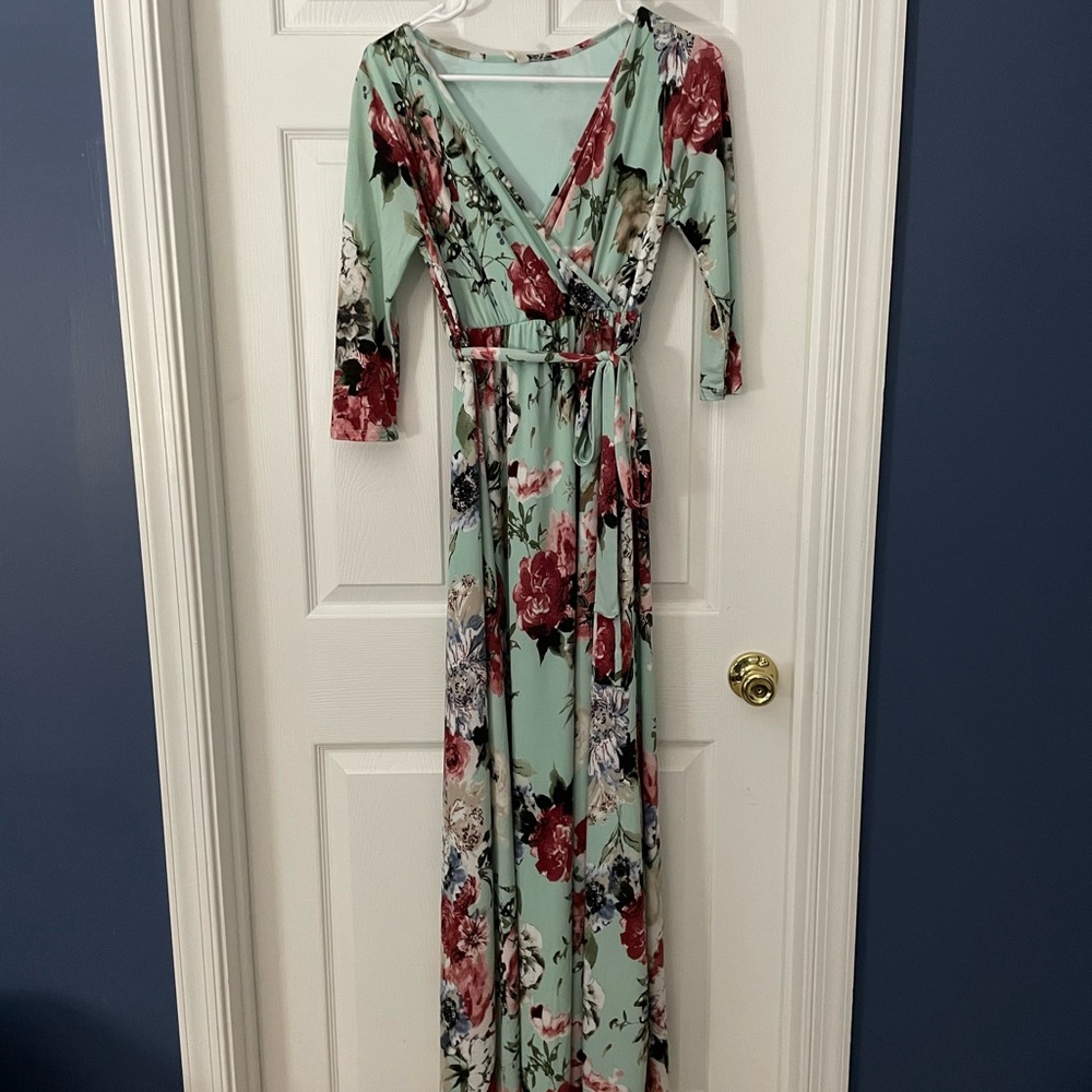 Floral faux-wrap maternity dress
